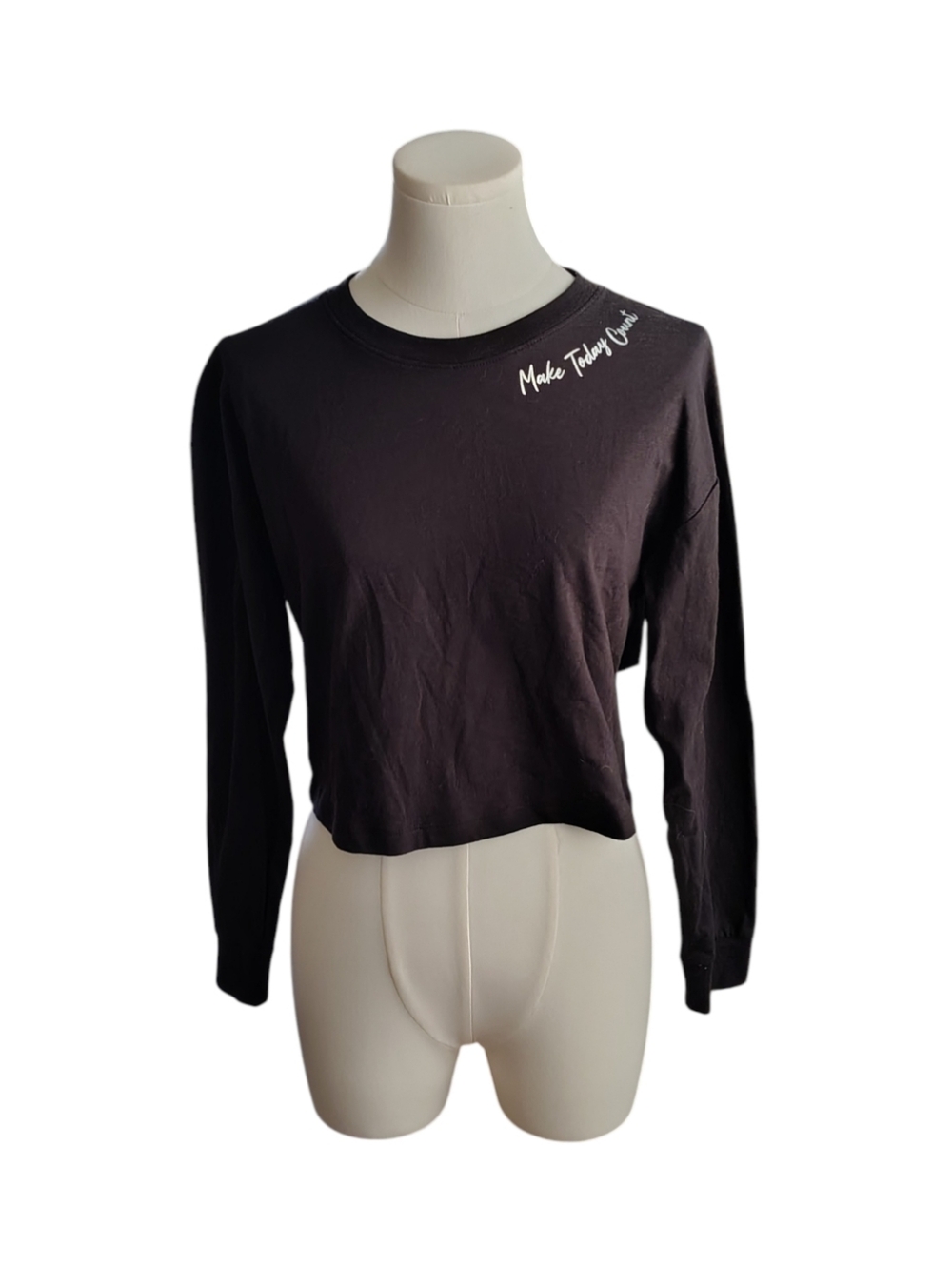 NWT Athletic Works Ink Black Make Today Count Long Sleeve Cropped Tee Size XL